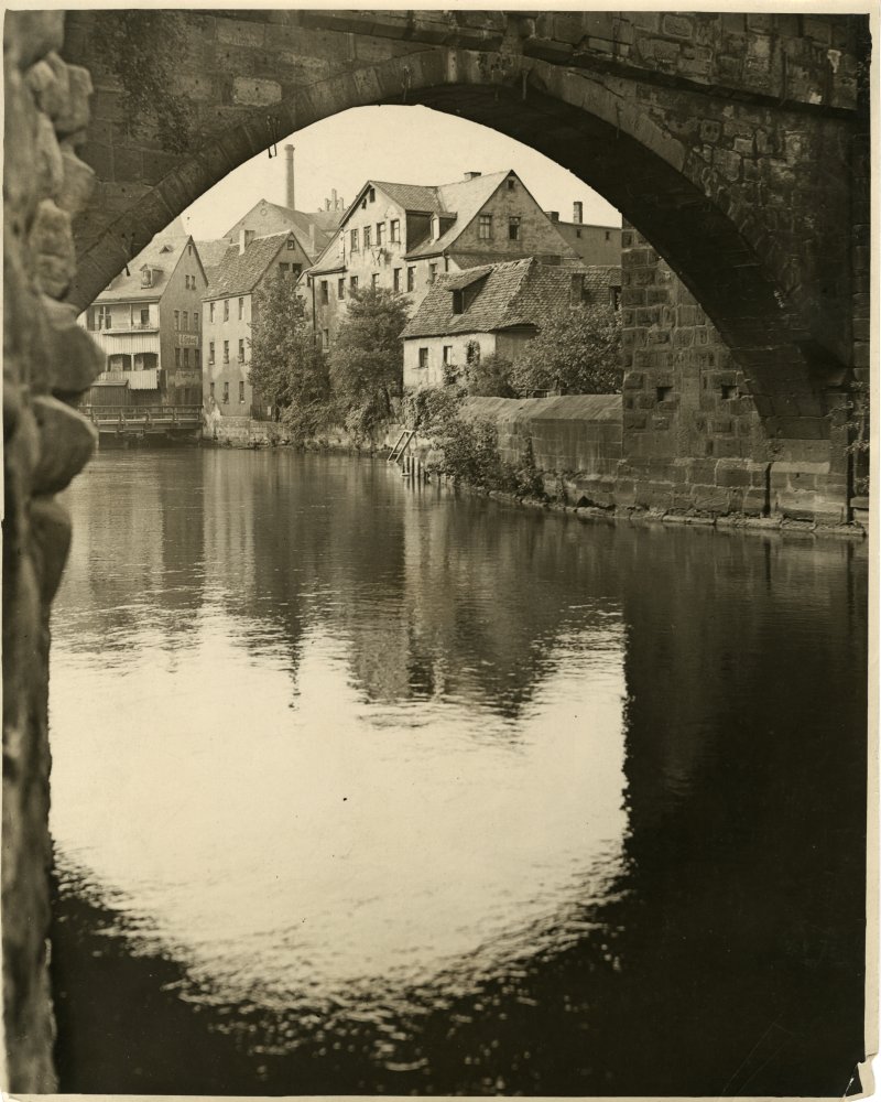 32-184 (click for large image)